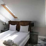 Aparthotel 4wings 4*